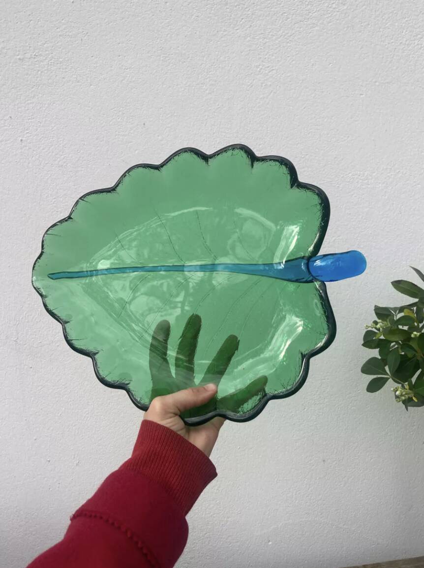 Large glass leaf dish