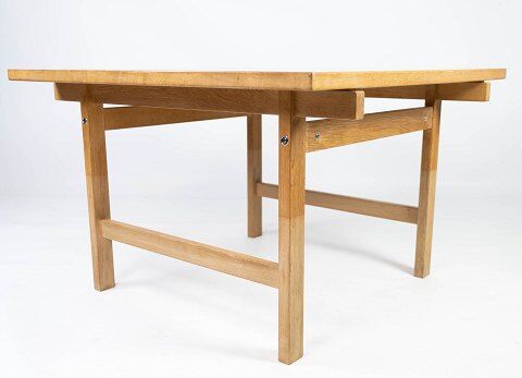 Coffee table in oak designed by Hans J. Werner and manufactured by PP Furniture.