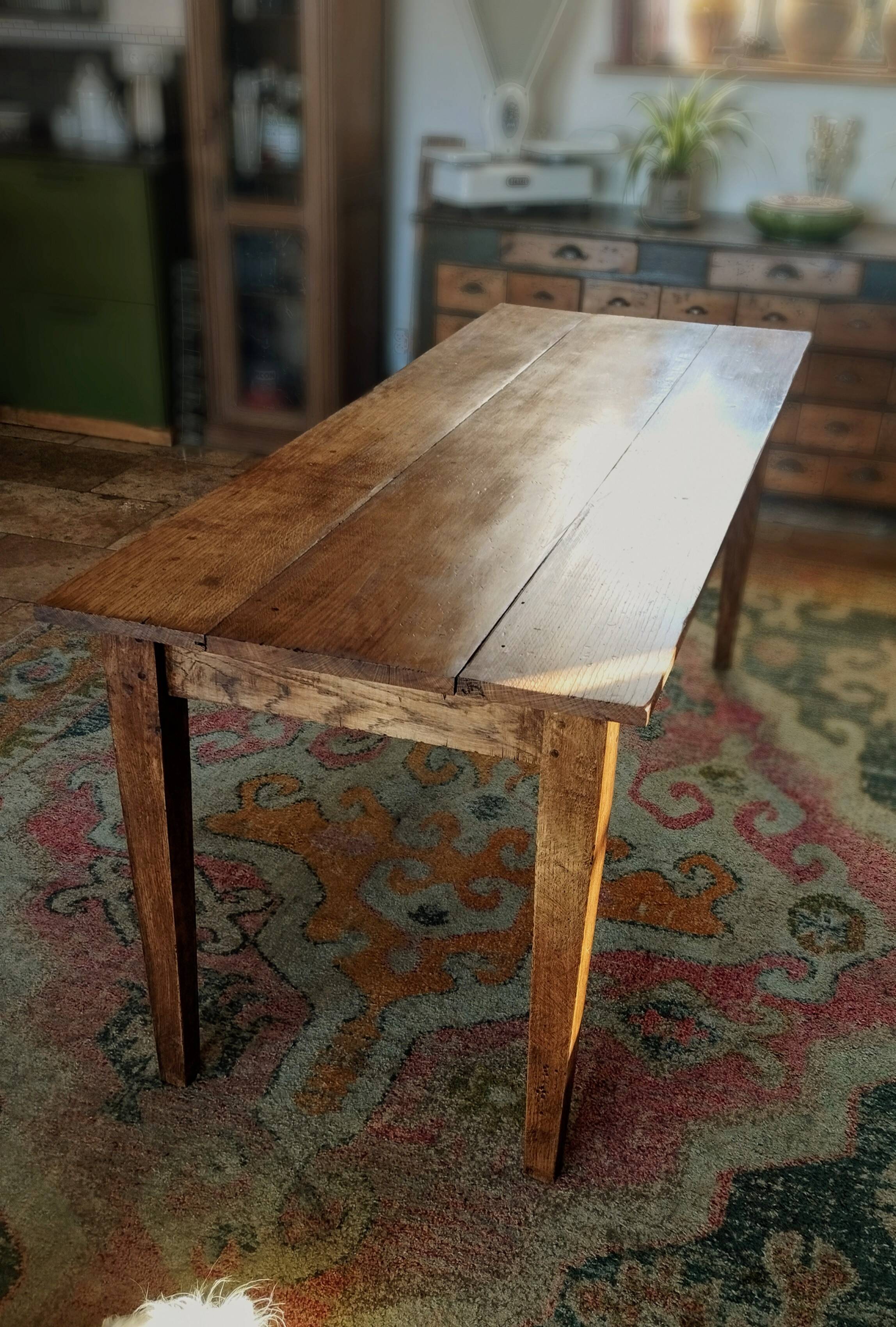 Farm table in sold oak