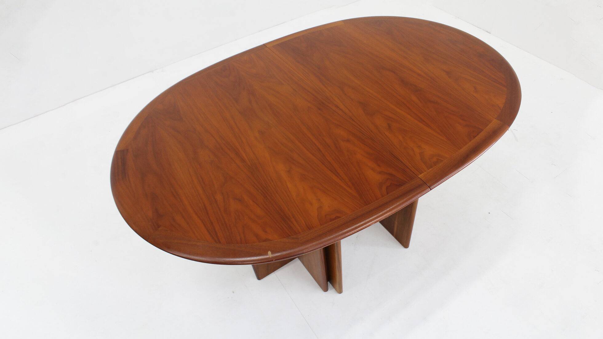 Vintage oval extendable dining table 1960s
