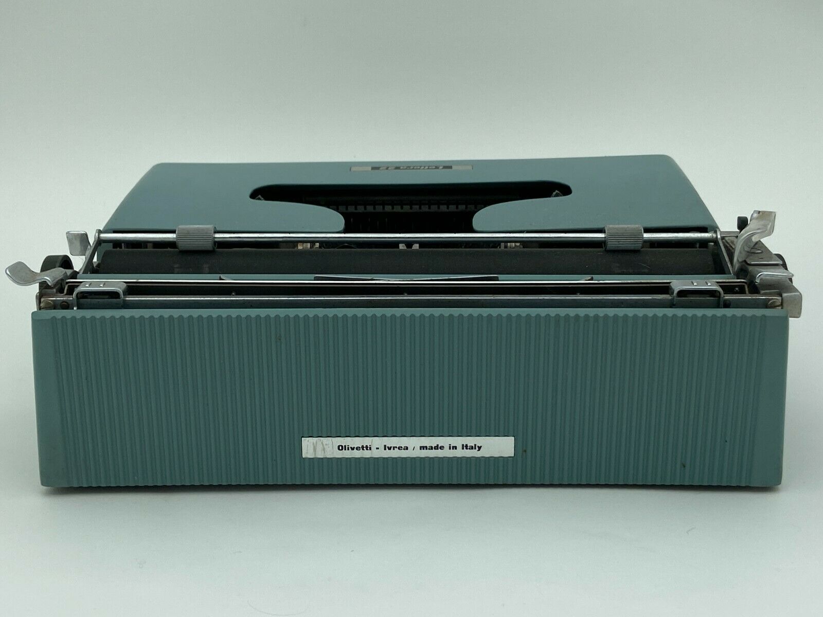 Machine a ecrire portative olivetti lettera 22 6 111 housse 1950 vintage