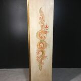 Skated dresser