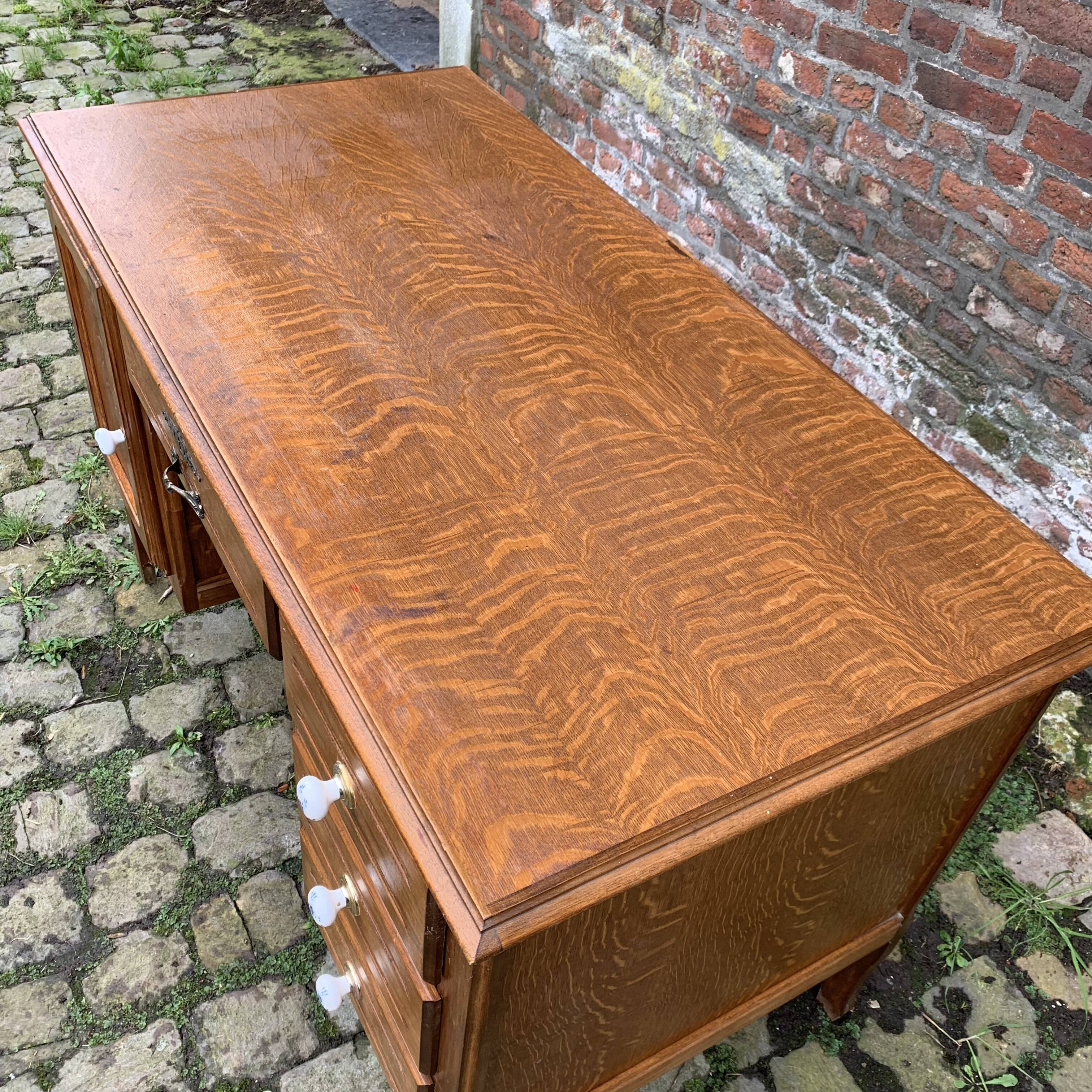 Bureau années 40