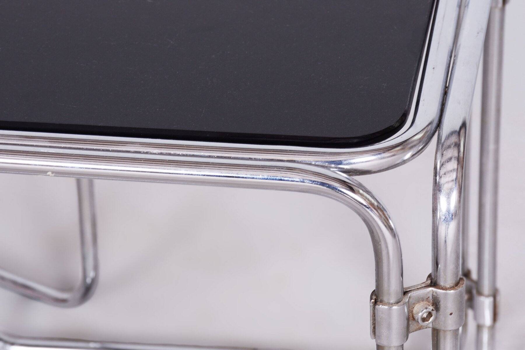 Mid-Century Nesting Tables in Chrome-Plated Steel and Glass, Czechia, 1960s, Set of 2