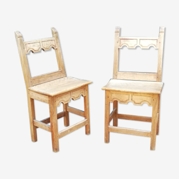 Paire de chaises rustiques vintage