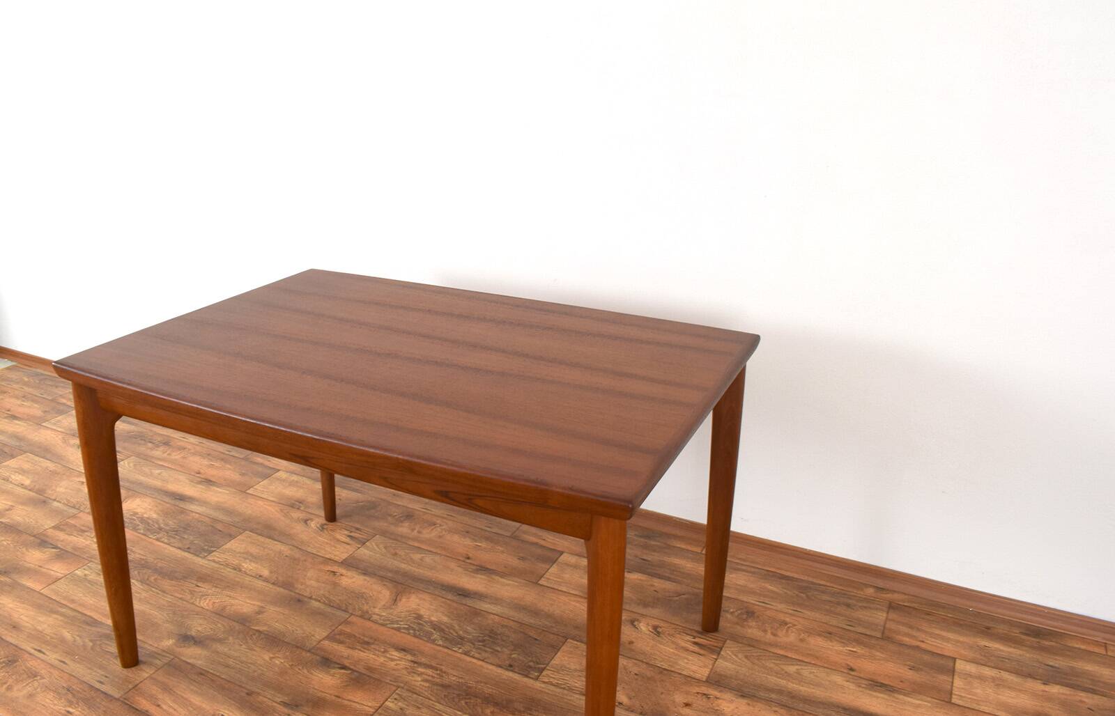 Mid-Century Danish Teak Extendable Dining Table, 1960s.