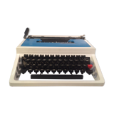 Underwood 315 portable typewriter 70