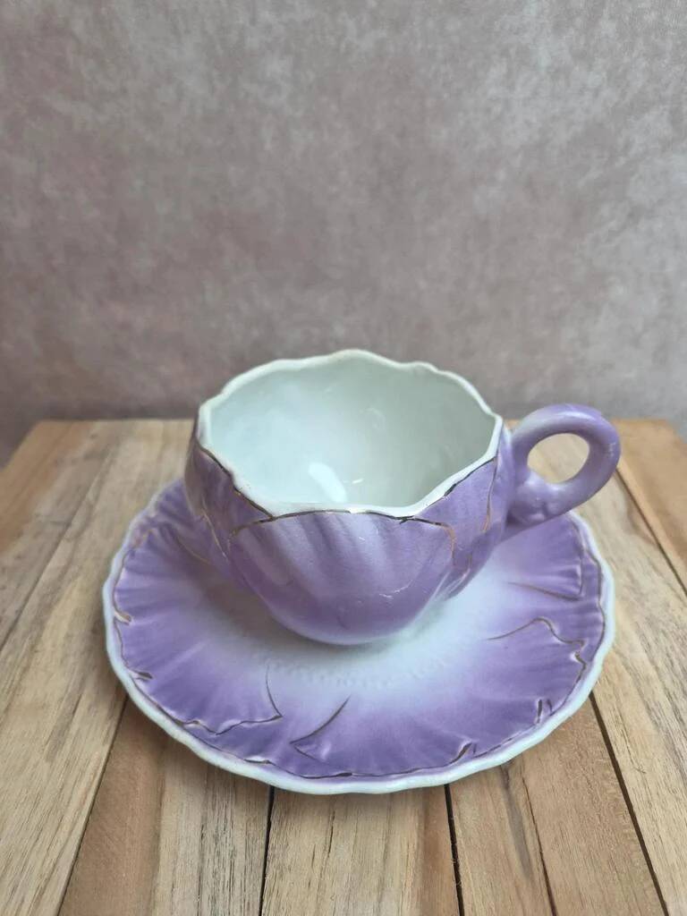 2 large breakfast/chocolate cups K&G Lunéville with saucers