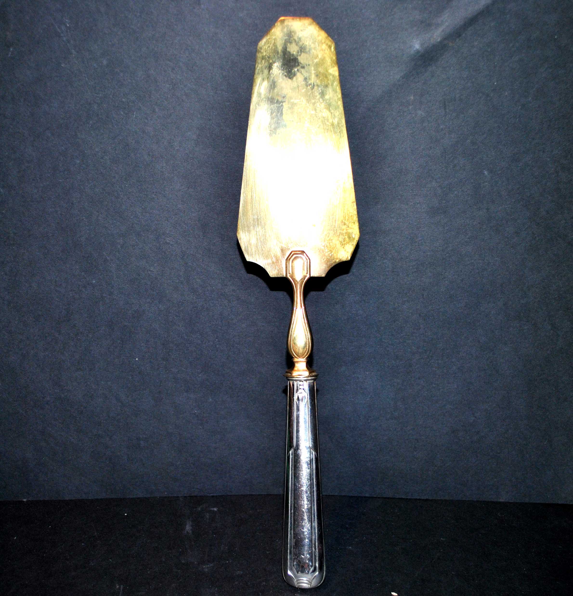 ART DECO pie shovel in silver and gold metal - Cake cover 1930
