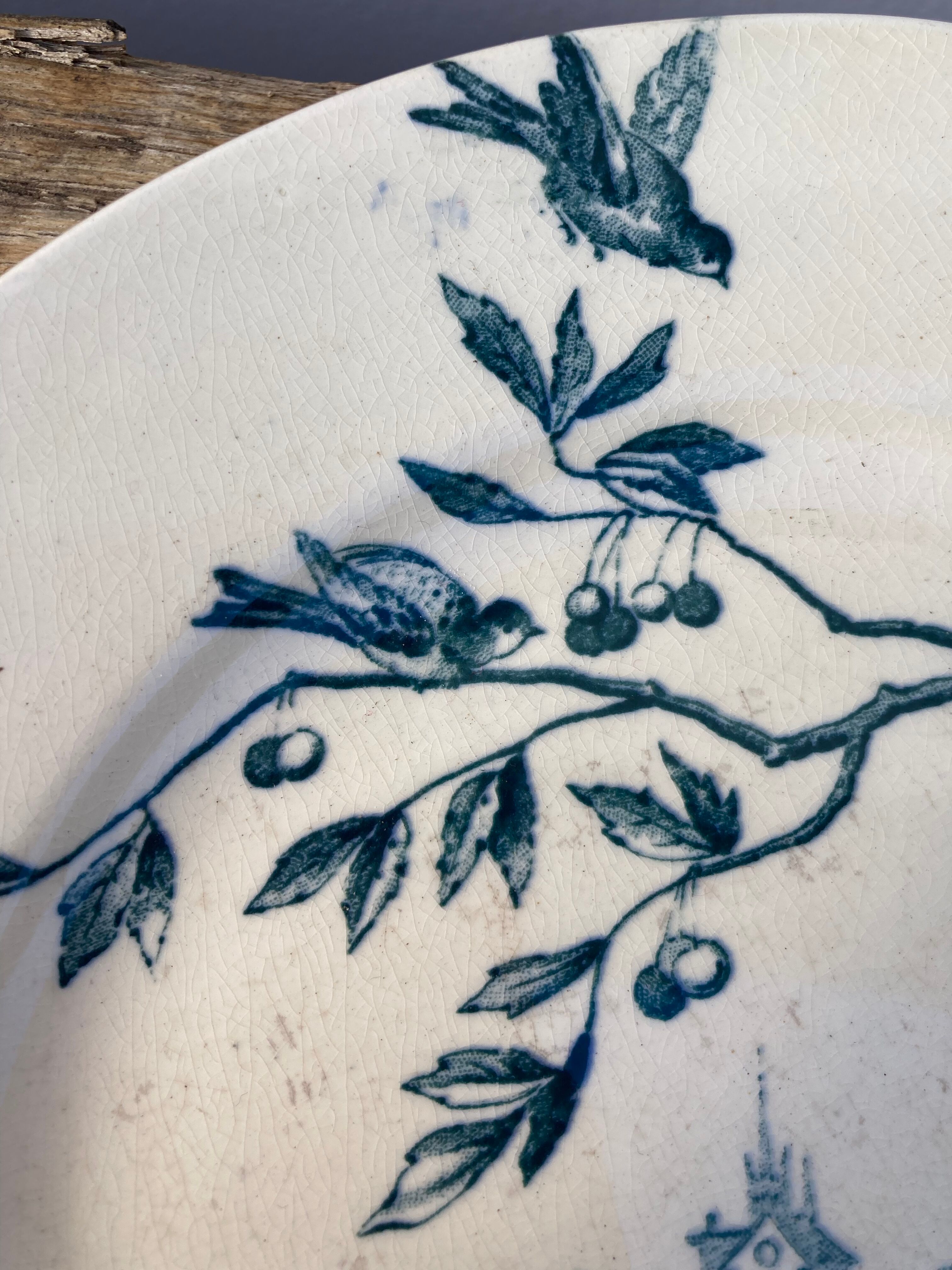 Small plate iron earth Jules Vieillard Bordeaux decorative blue