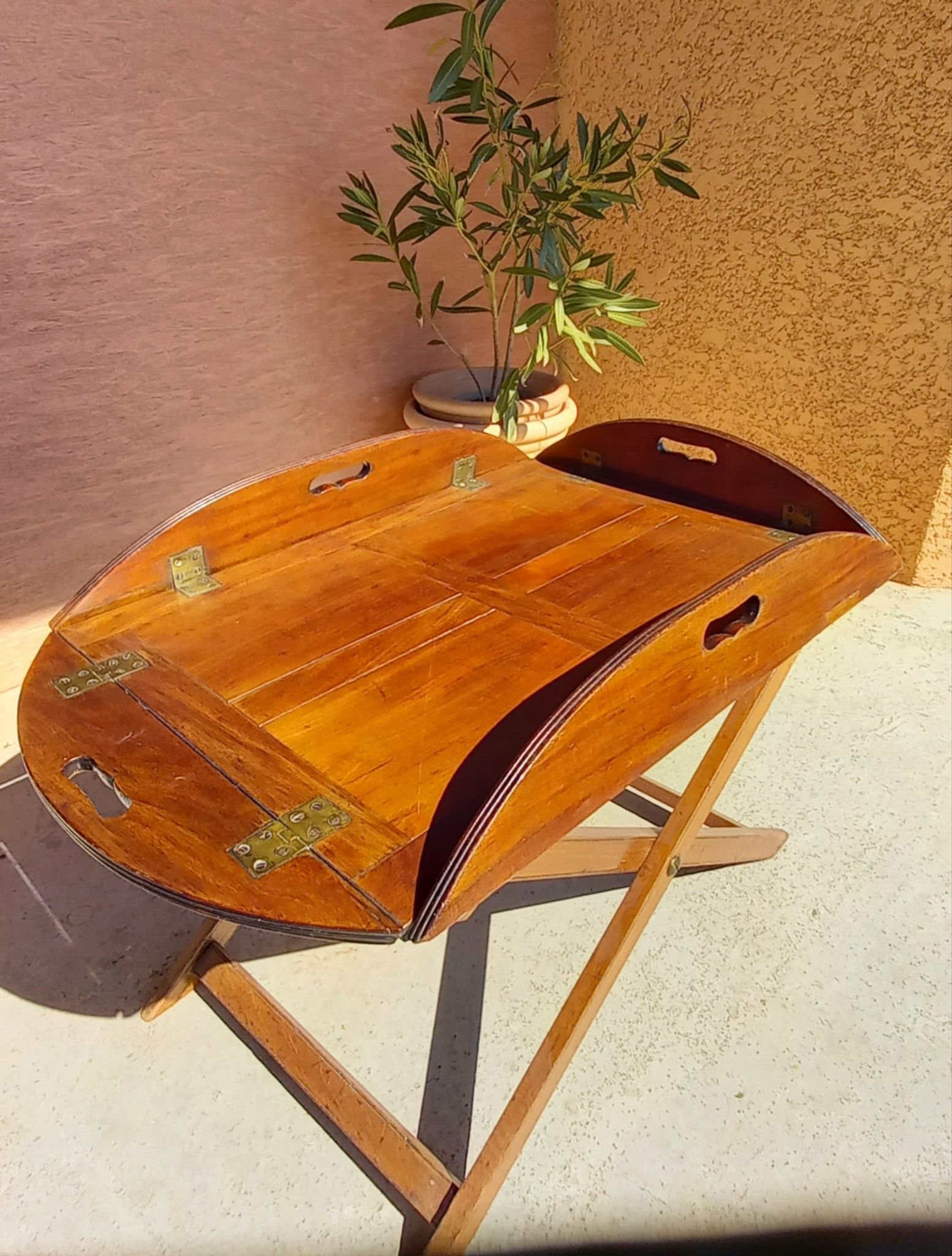 Boat coffee table
