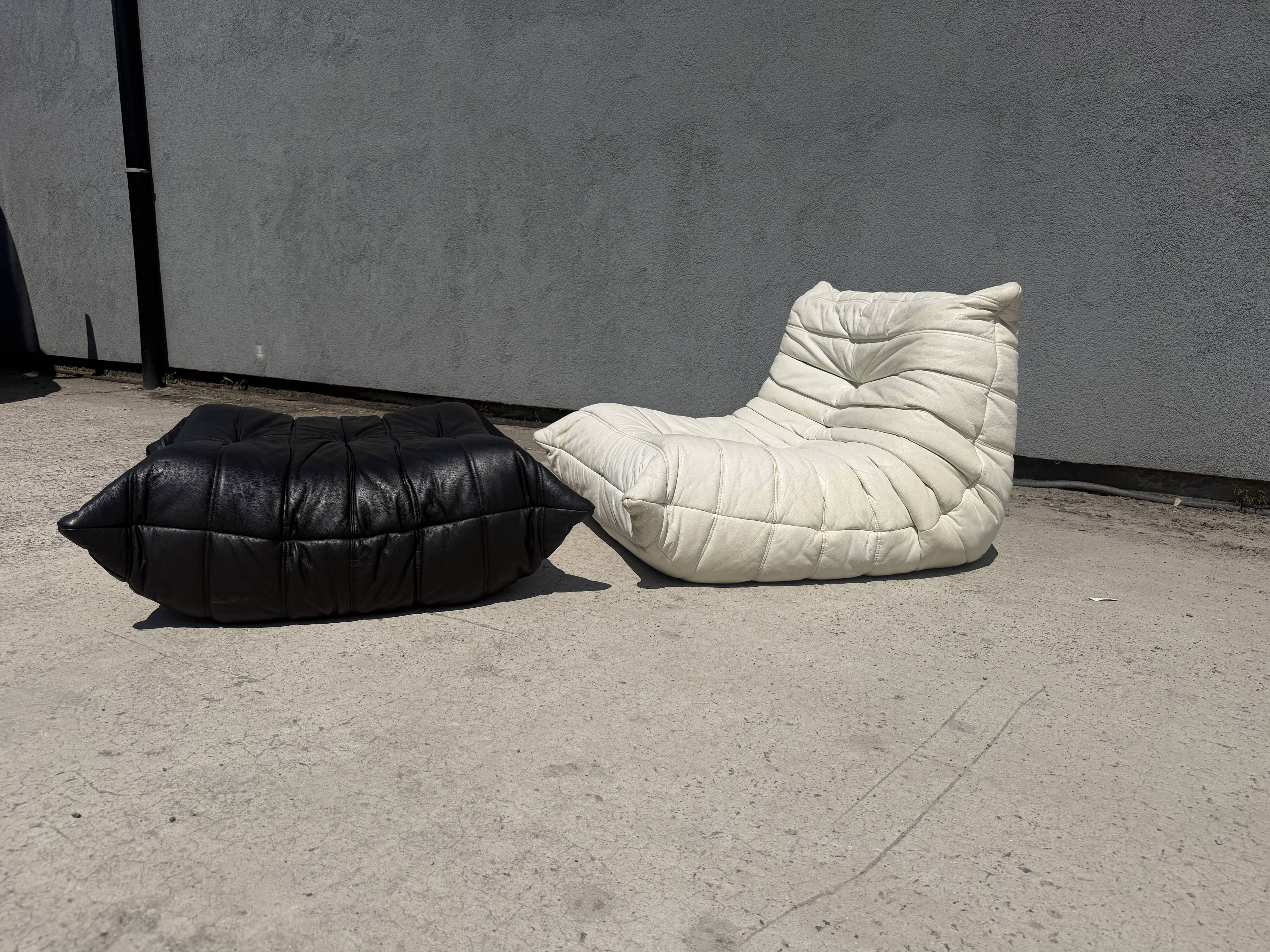 100% authentic Ligne Roset Togo 1-seater + pouf original leather Black & White