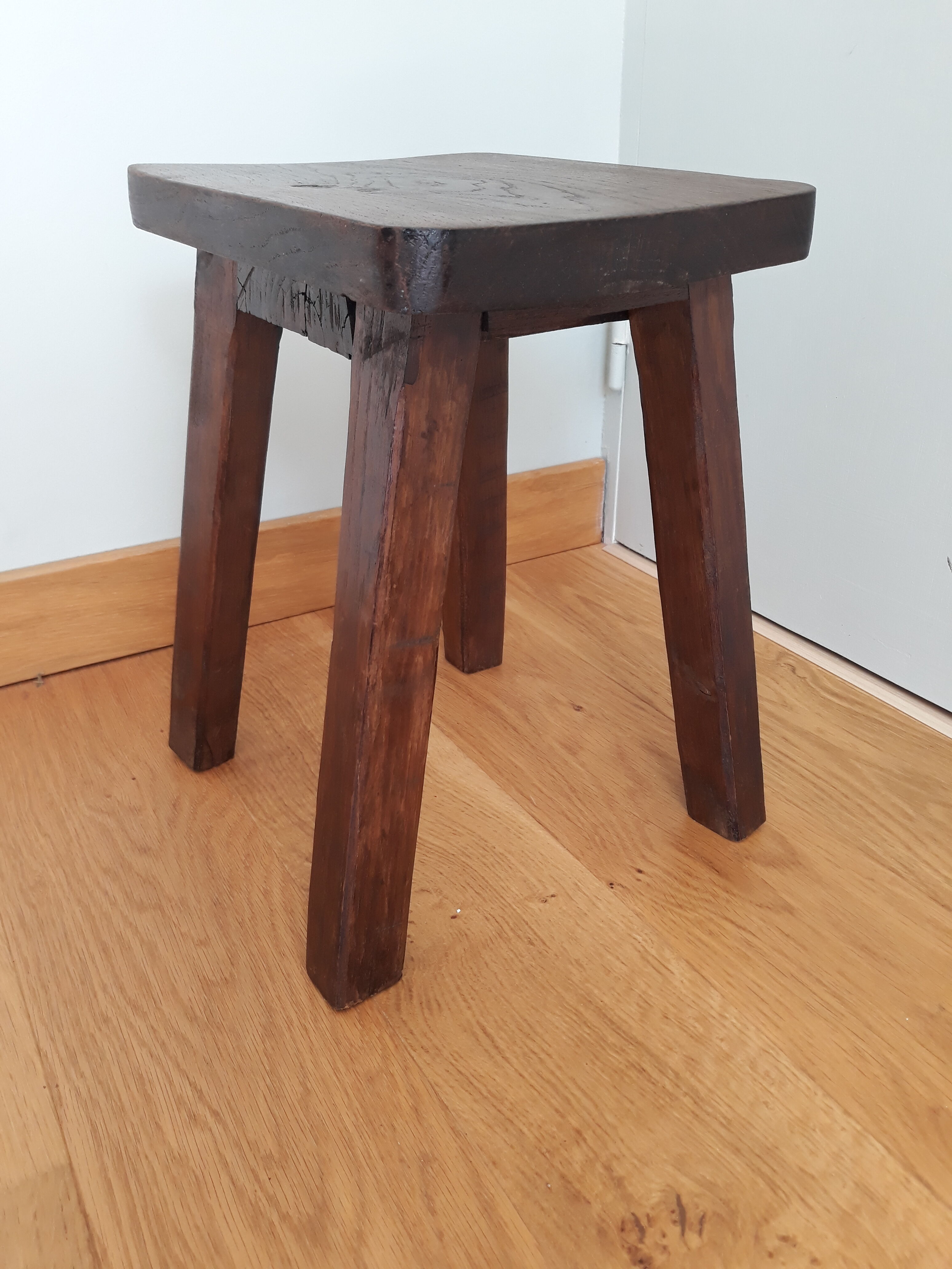 Rectangular solid wood farmhouse stool