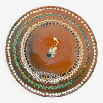 Plate with abstract motifs from Romanian folk art