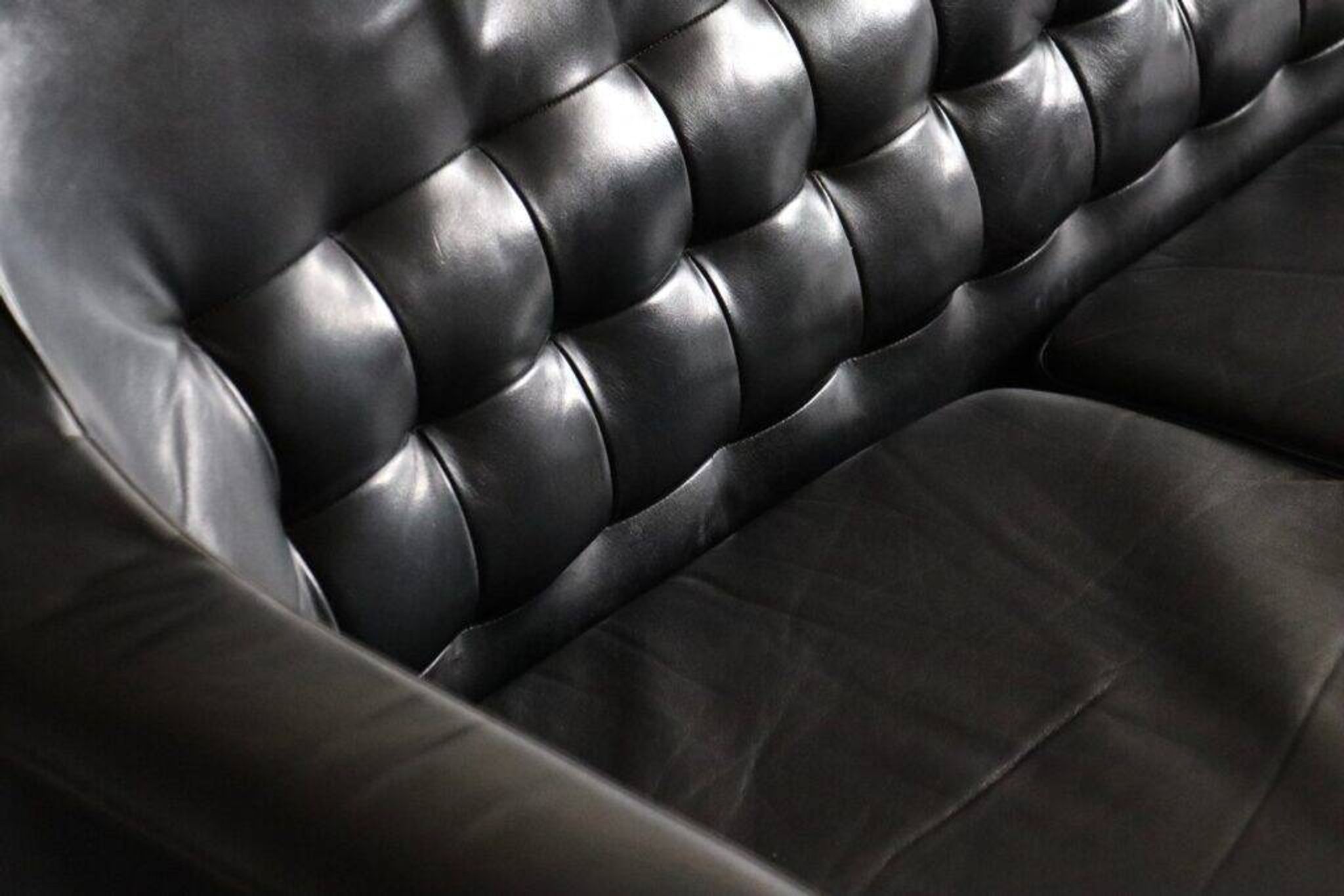 Canapé Arne Halvorsen '2010' en cuir noir, Norvège, années 1960.