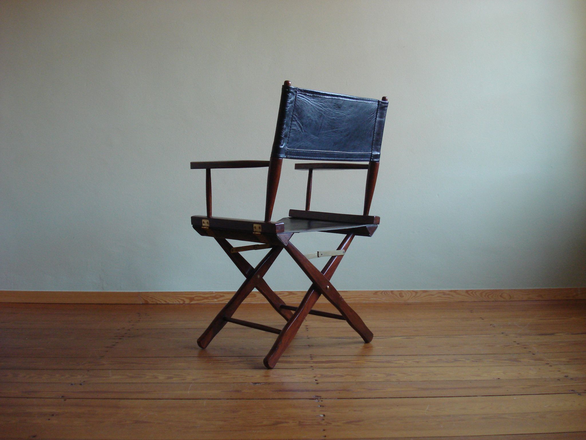 Fauteuil en palissandre par M. Hayat & Bros., Pakistan, années 1970