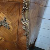 Louis XV style curved chest of drawers in marquetry