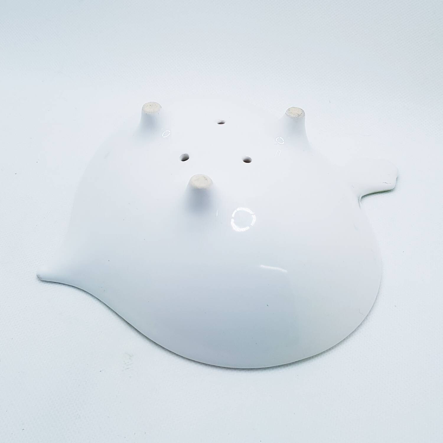 Ceramic radish colander