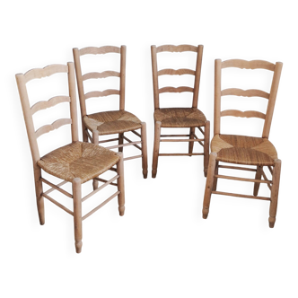 Set of 4 pretty straw chairs