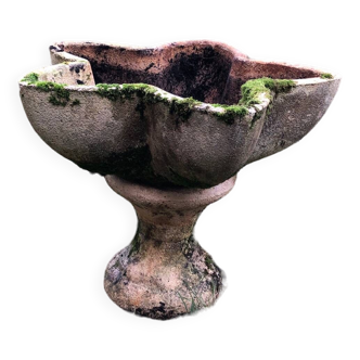 Standing planter with old star column