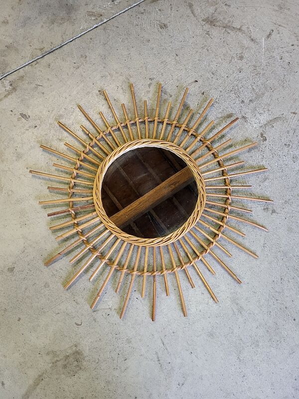 Round rattan mirror 1970