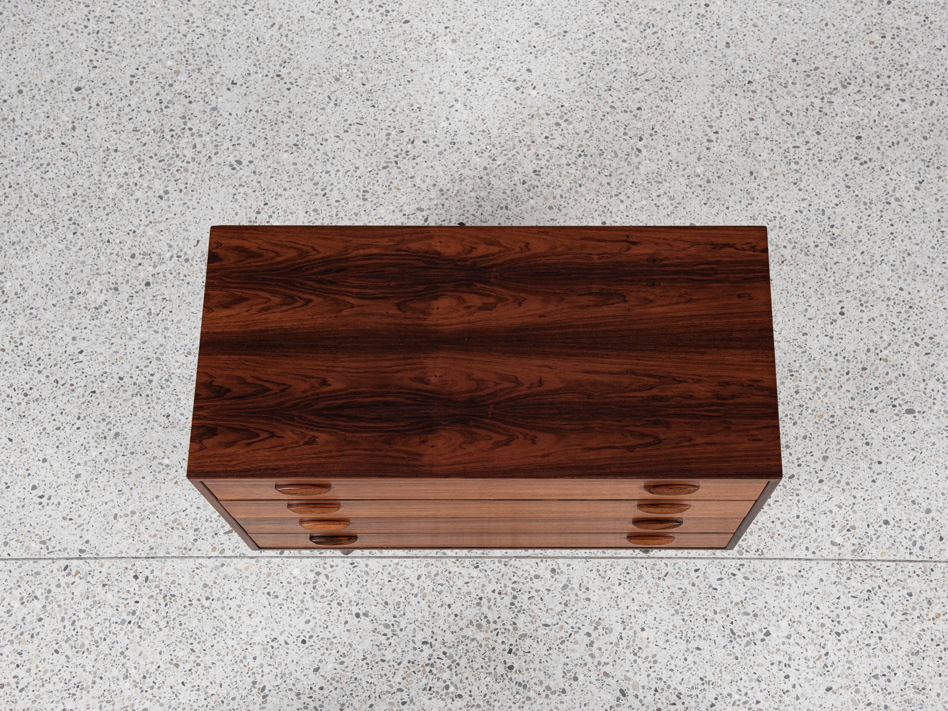 Danish chest of drawers from the 1950s with 4 drawers in rosewood by Kai Kristiansen for FM.