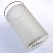 Années 1960  5 verres à orangeade "Grappe d' or"  Verre blanc granité