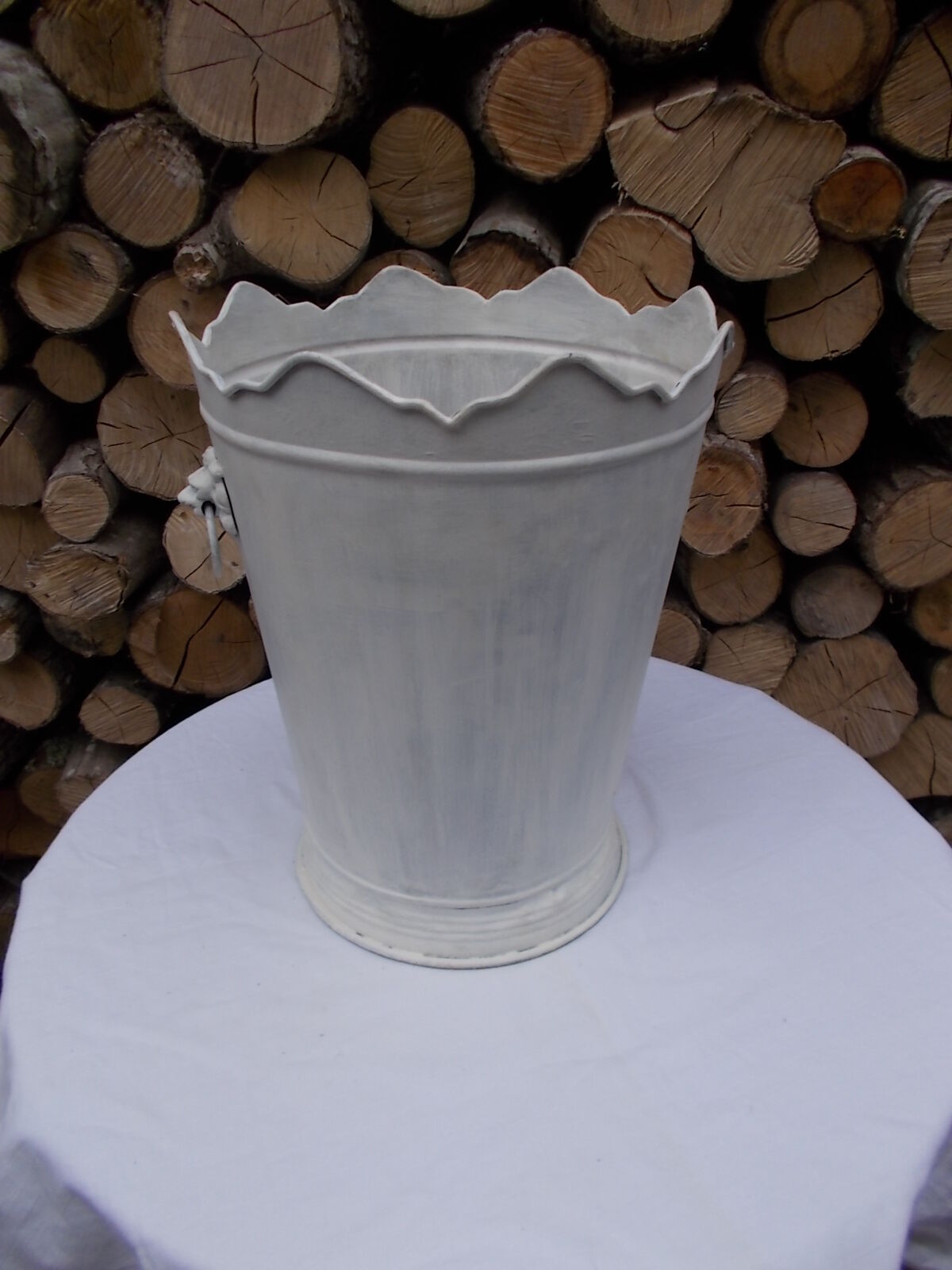 Vintage tin flower pot bucket