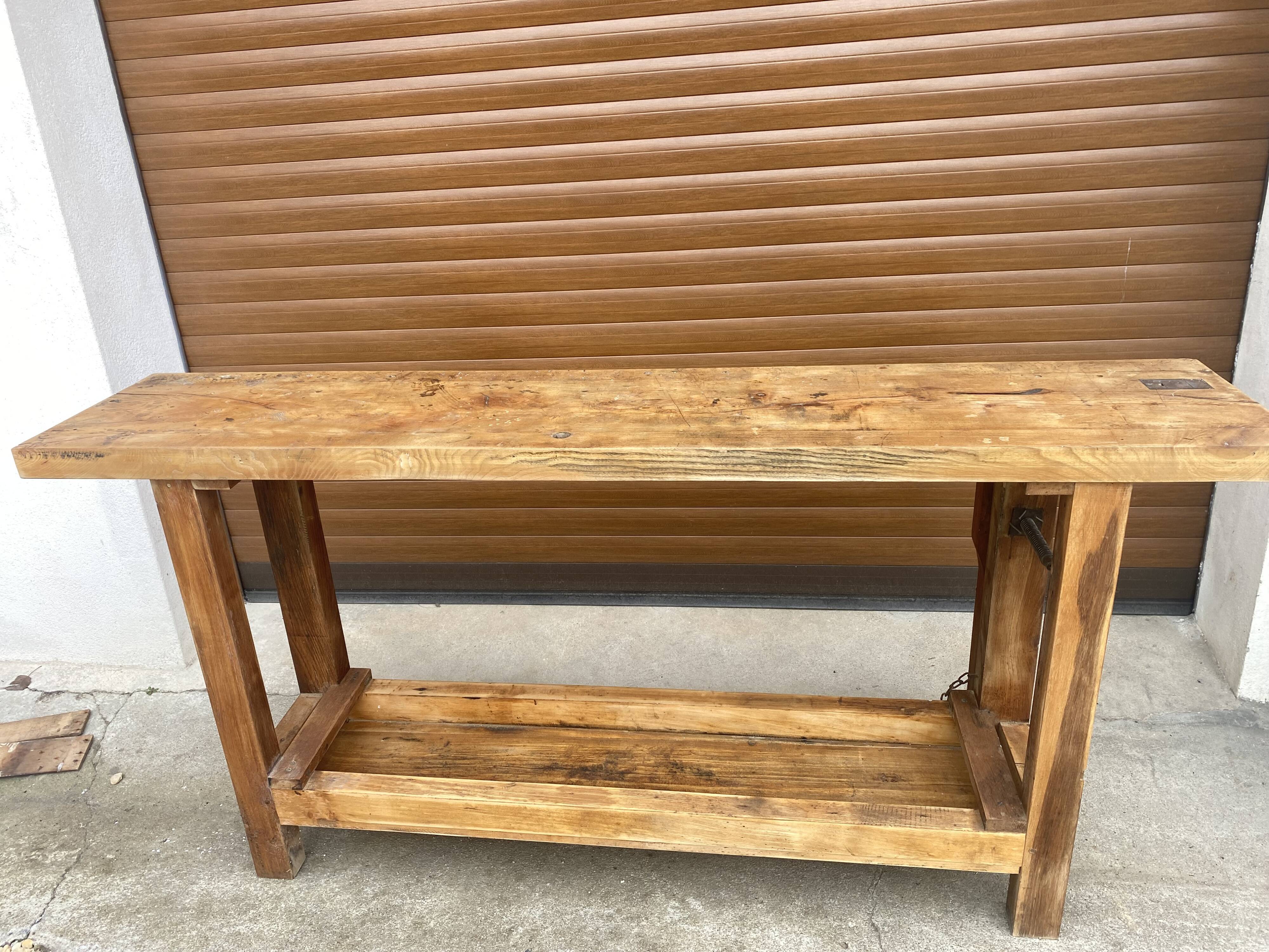 Carpenter's workbench