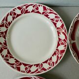 Lot of 6 flat plates, red décor