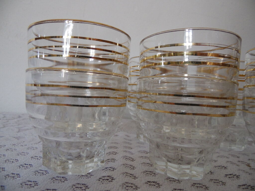 12 vintage liquor glasses