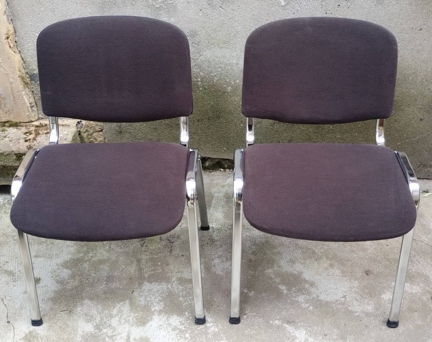 Waiting room or meeting chair