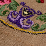 Turkish Aubusson Kilim Rug With Floral and Animal Pattern 100 x 167 cm