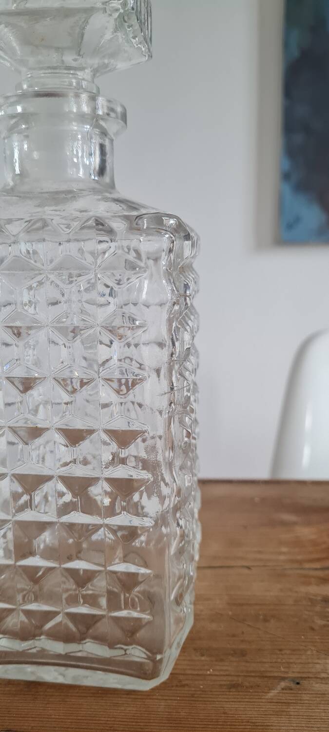 Chiseled glass whiskey decanter