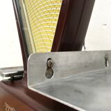 Testut kitchen scale in bakelite