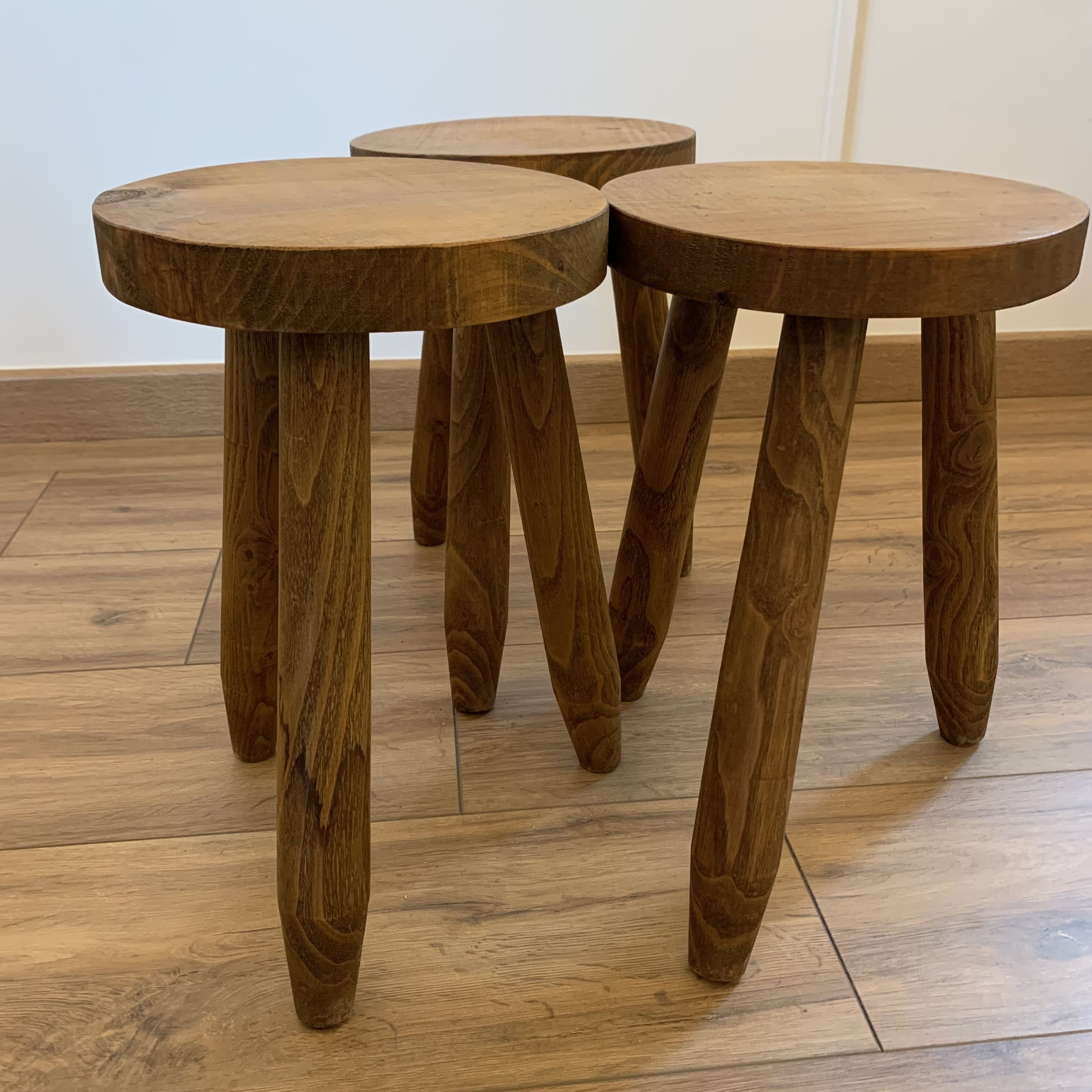 Suite of 3 minimalist tripod stools