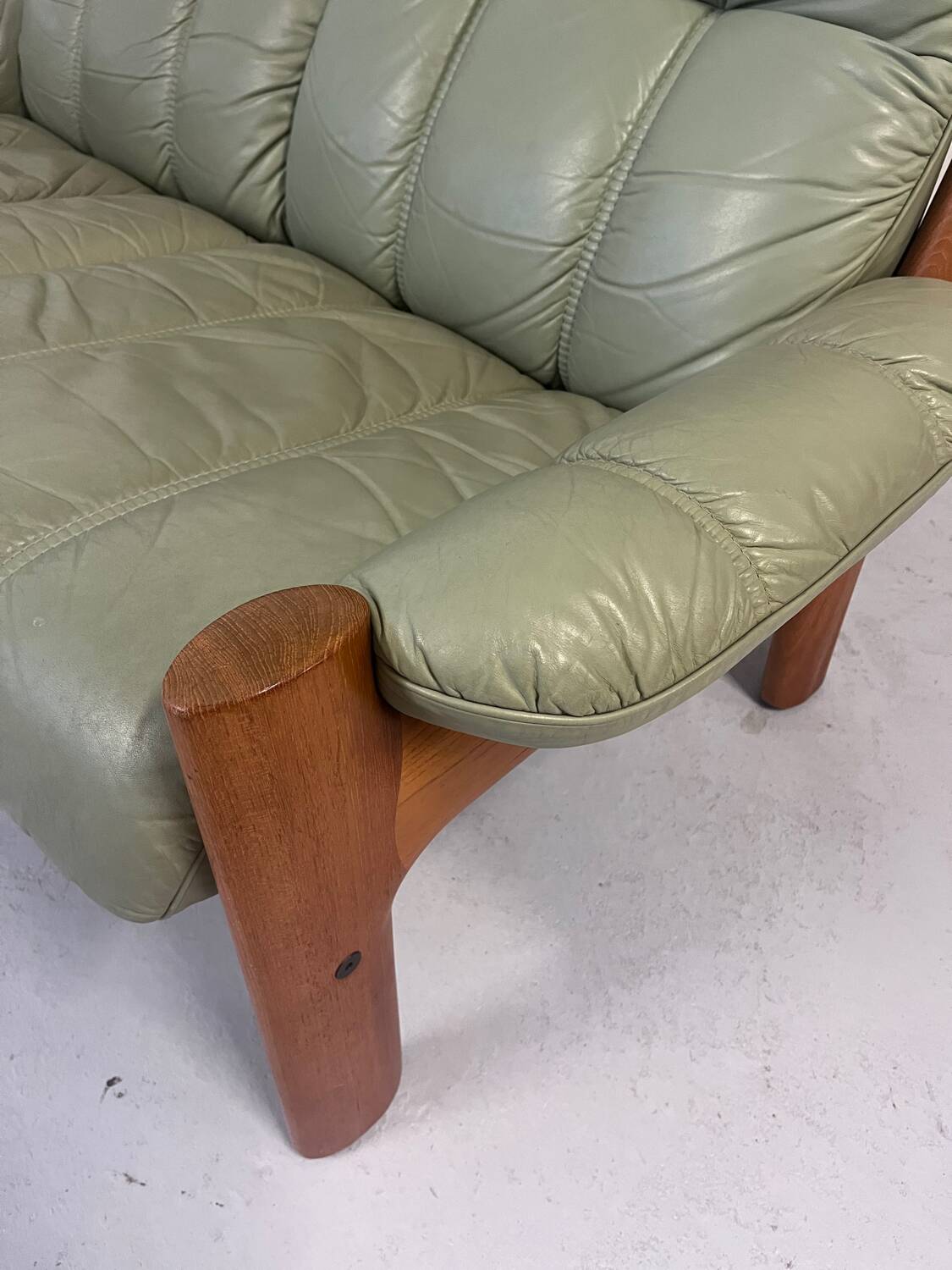 Canapé norvégien deux places des années 1980