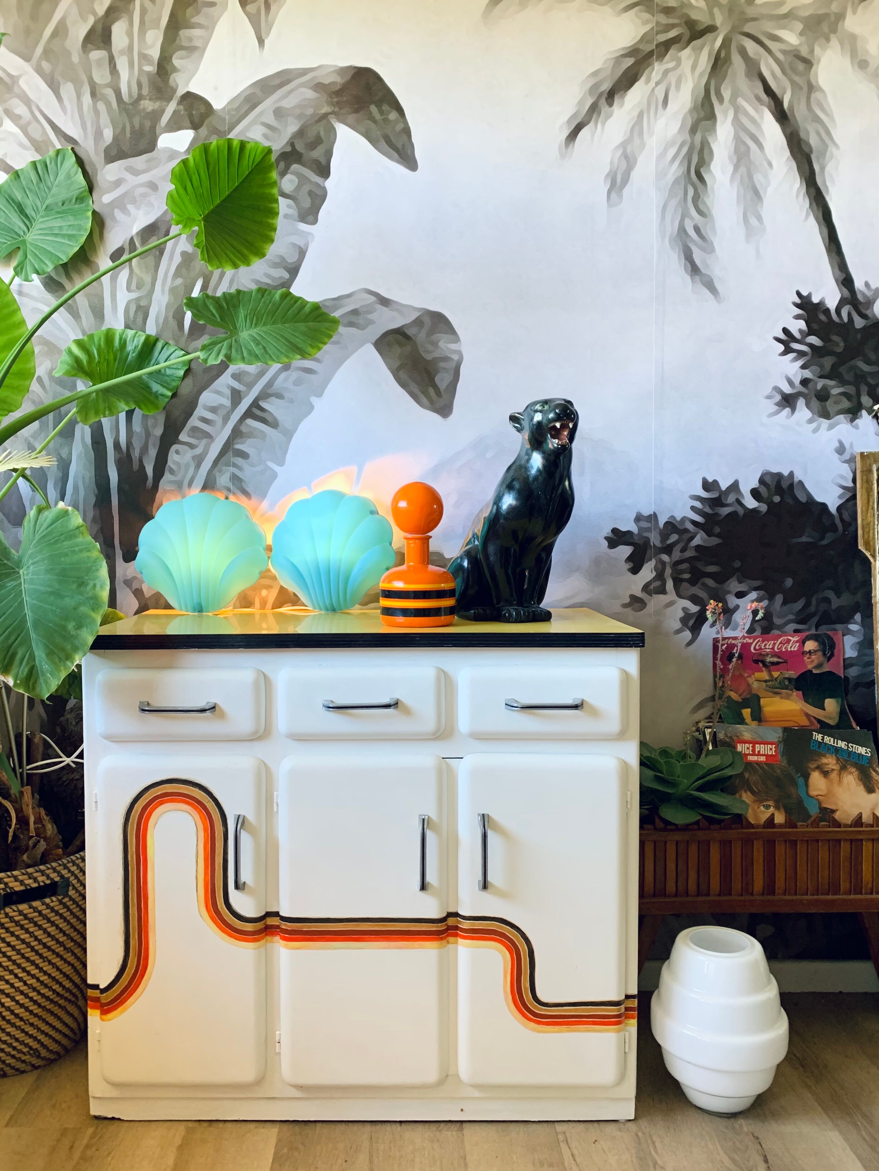 Buffet Mado vintage bottom rainbow