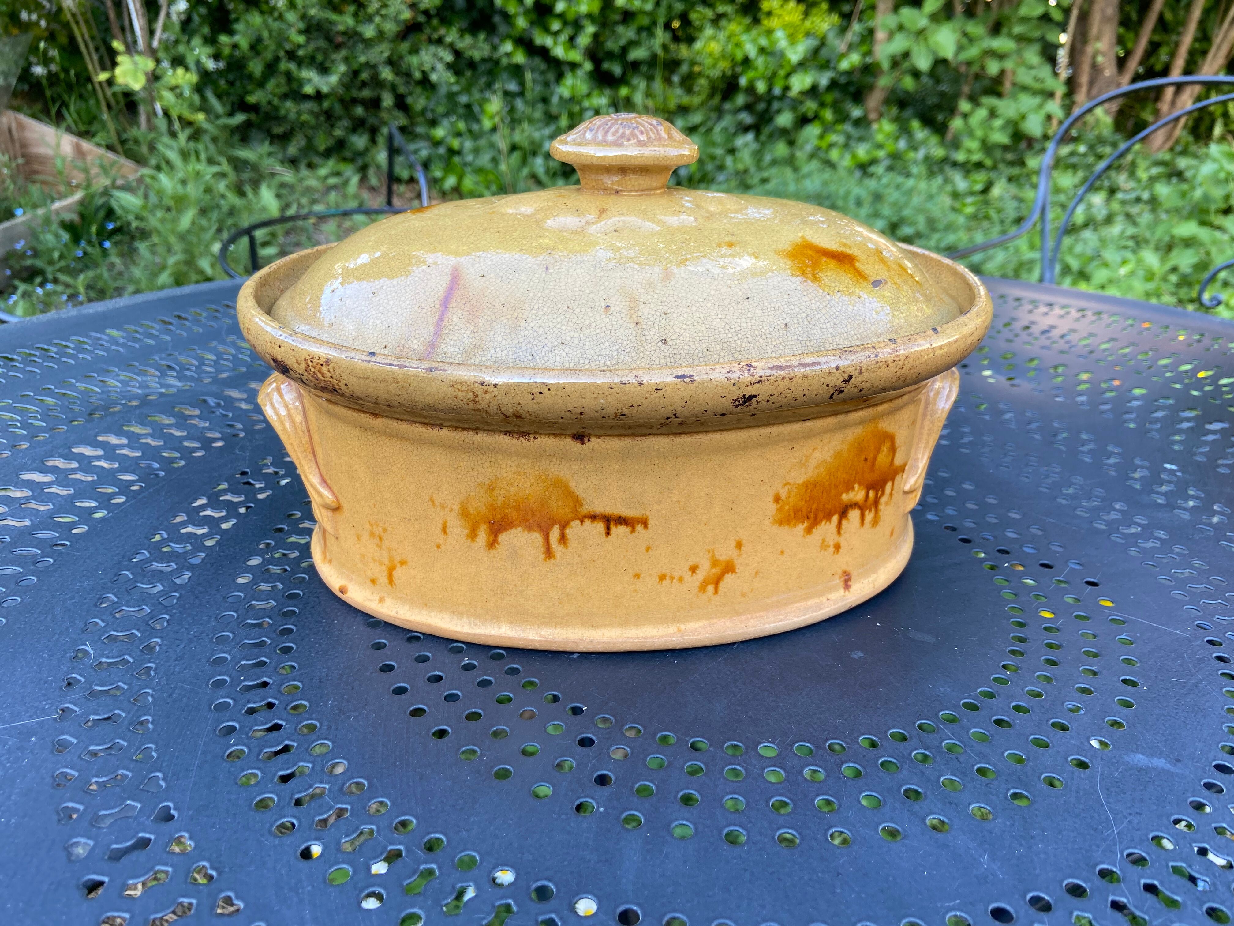 Terrine ancienne en terre cuite vernissée Selency