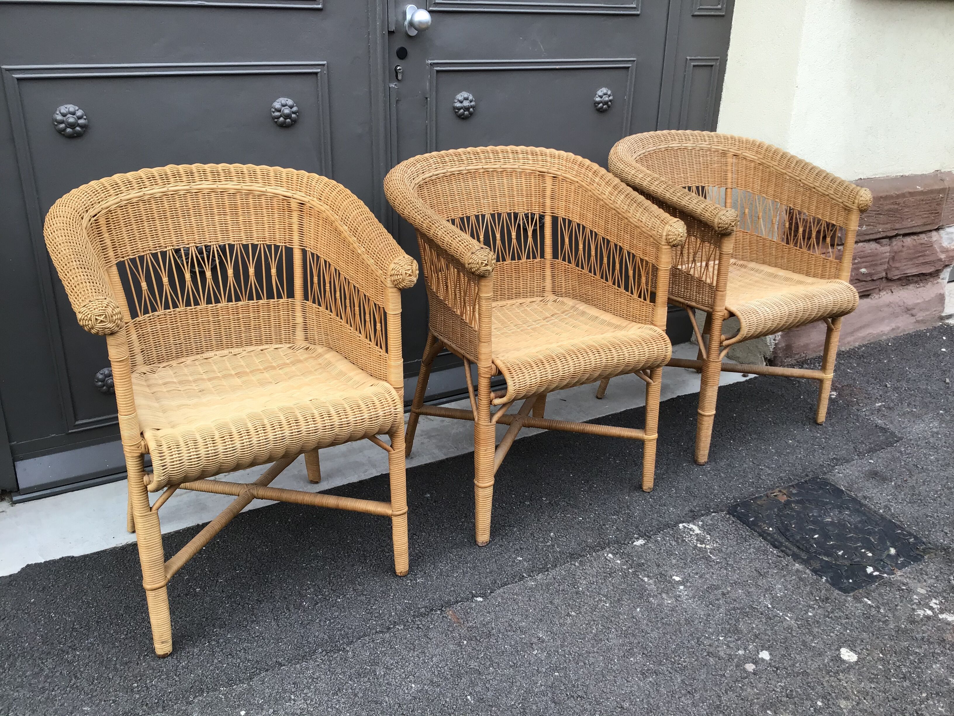 Vintage rattan gondola seat