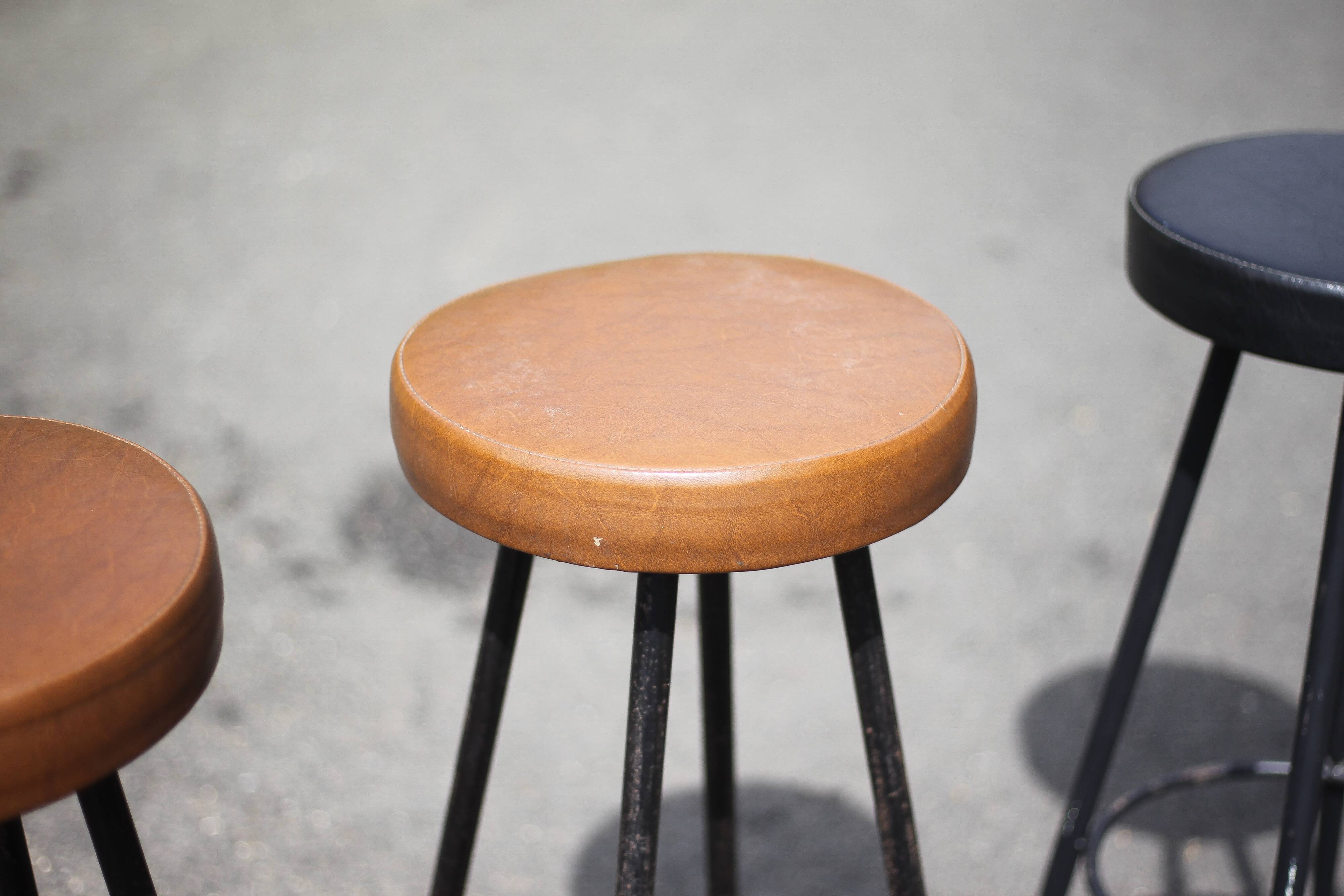 Set of 4 bar stools, metal and imitation leather stool, high stool