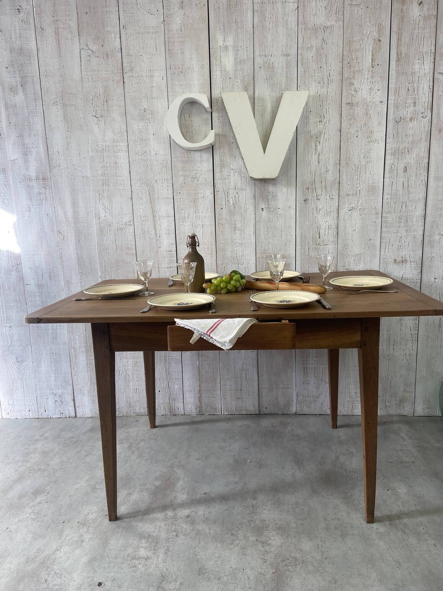 Farm table 129x81cm
