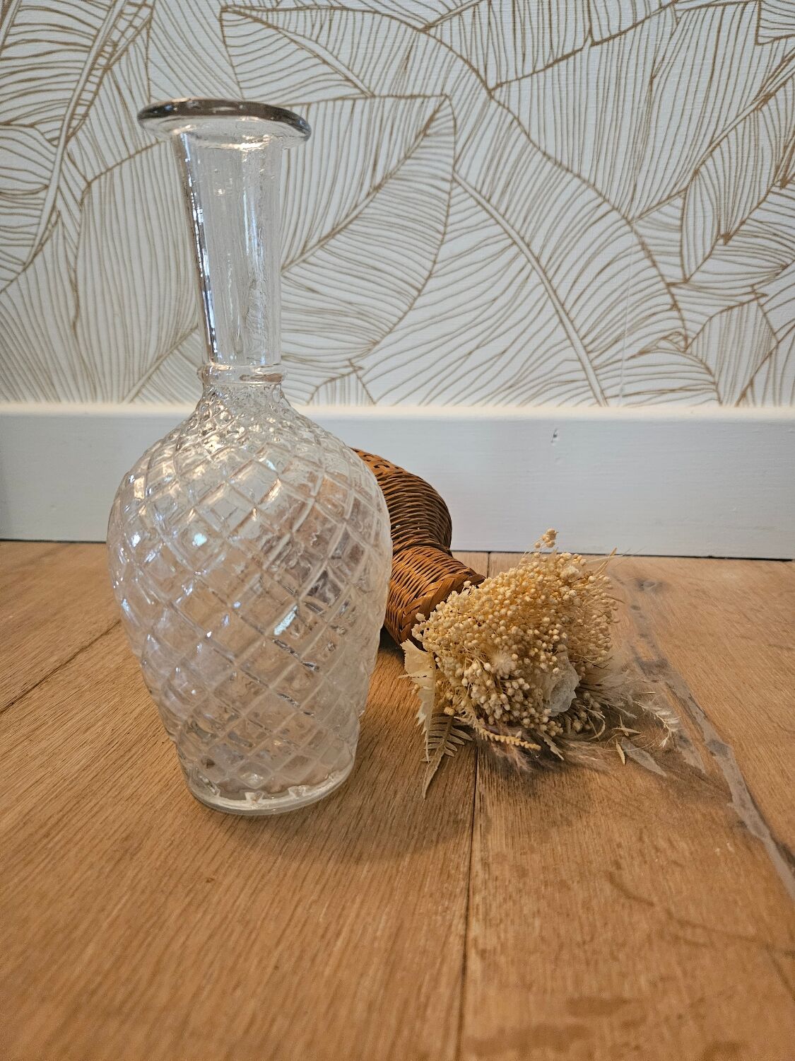 Carafe or soliflore in cut glass