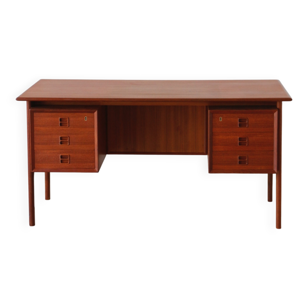 Bureau danois années 60 par Erik Brouer – teck massif