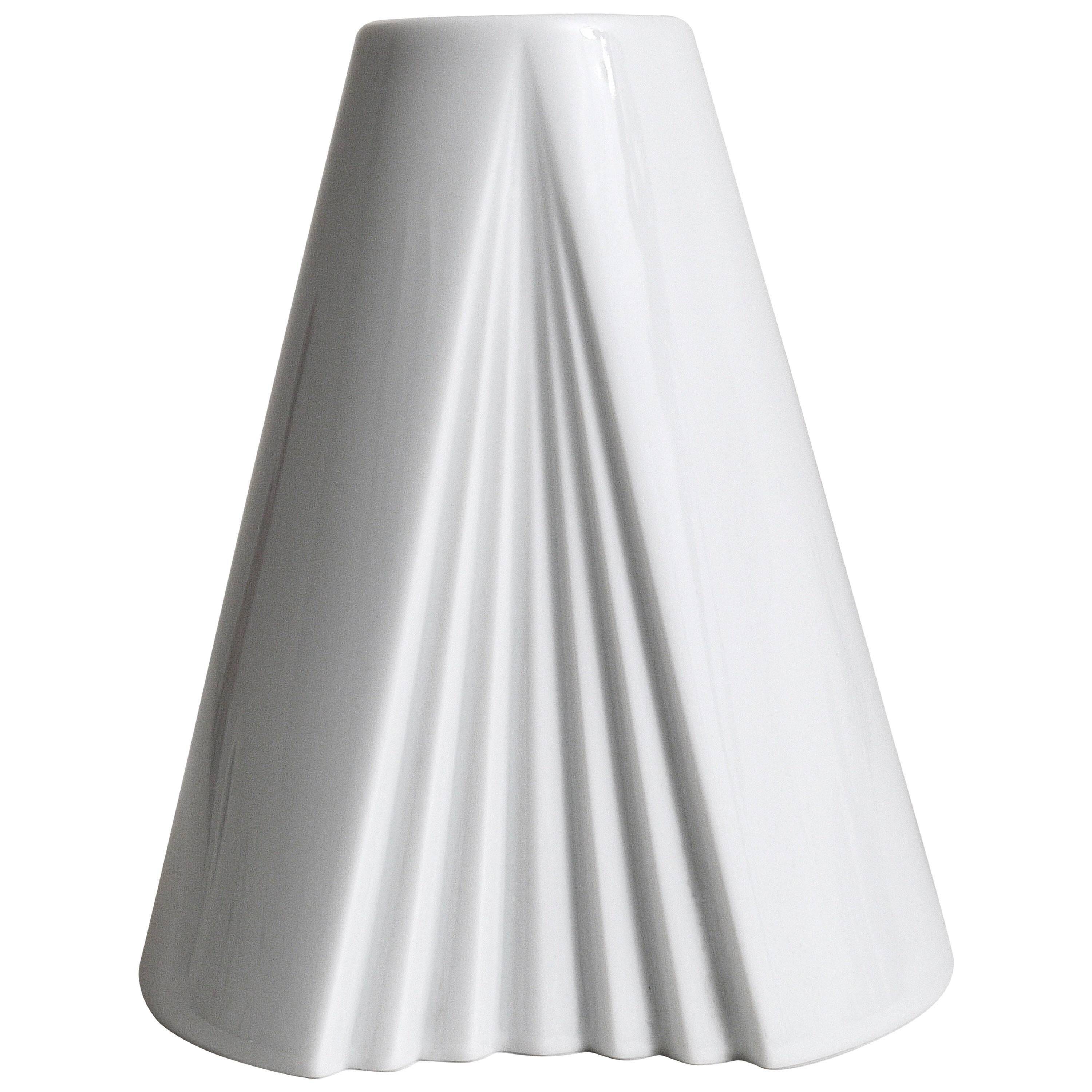 Geometric white porcelain vase Op Art Ambrogio Pozzi Rosenthal, Germany, 1980s