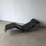 Chaise longue modèle LC4 par Le corbusier, Charlotte Perriand