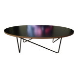 Oval coffee table