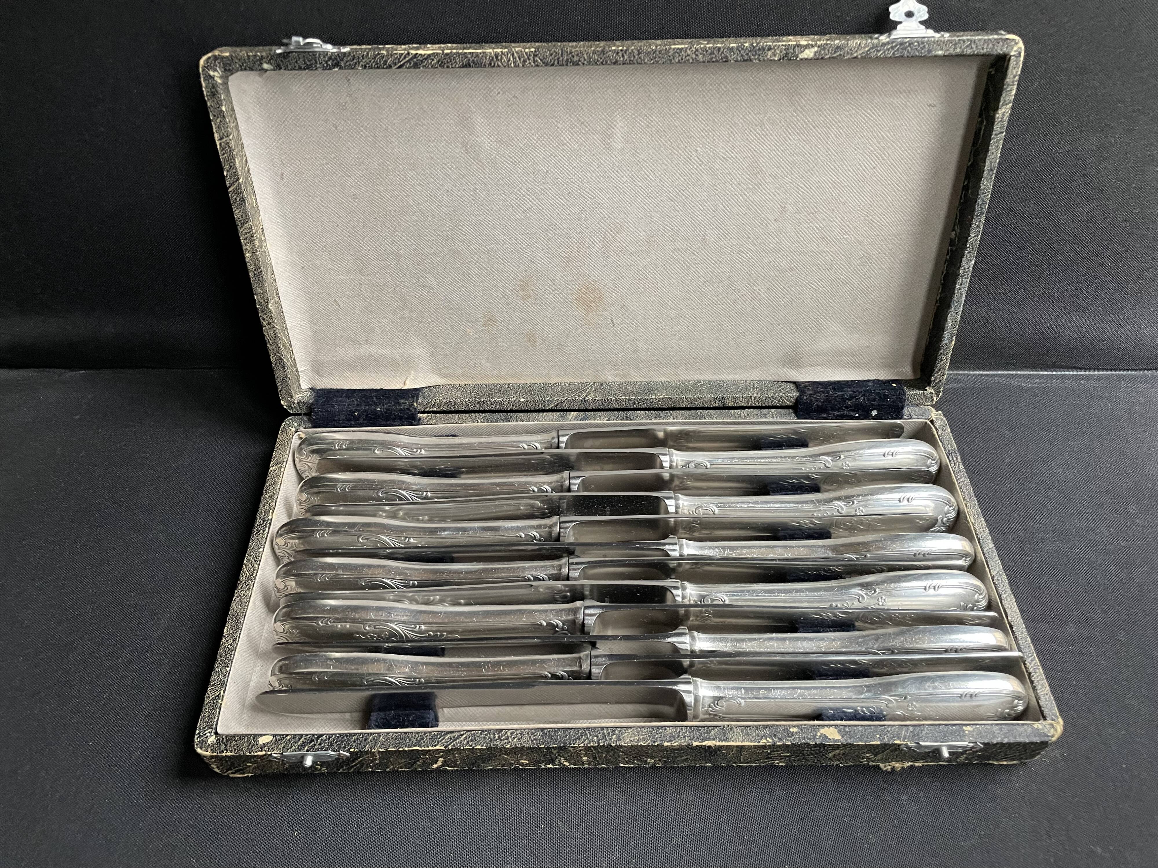 Box of 12 table knives – Orfèvrerie G. Vivier et Nogent