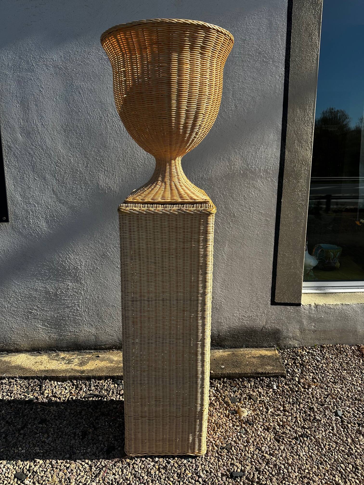 Médicis in rattan