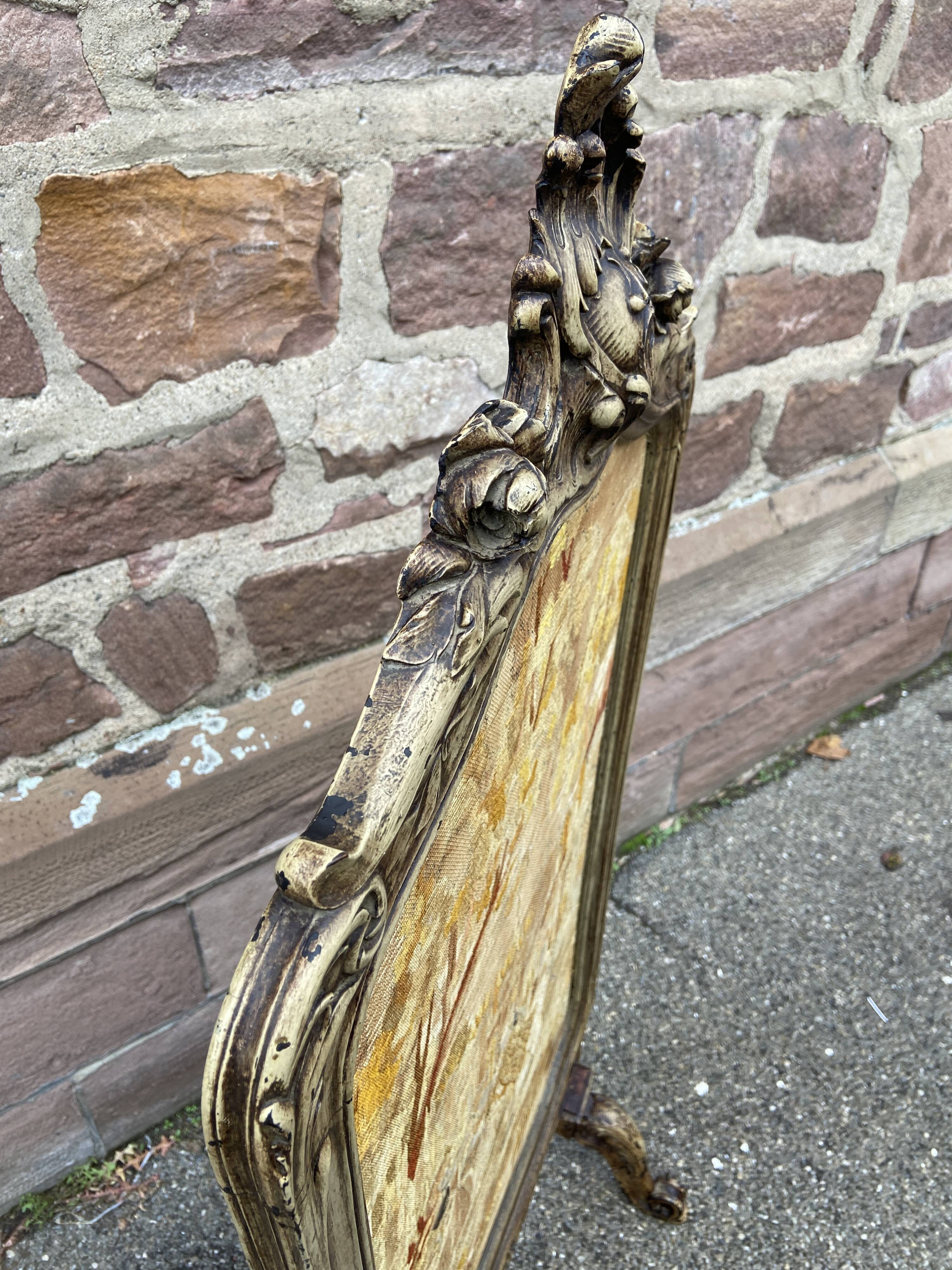 Louis XV fireplace fire screen Rocaille walnut 19th century